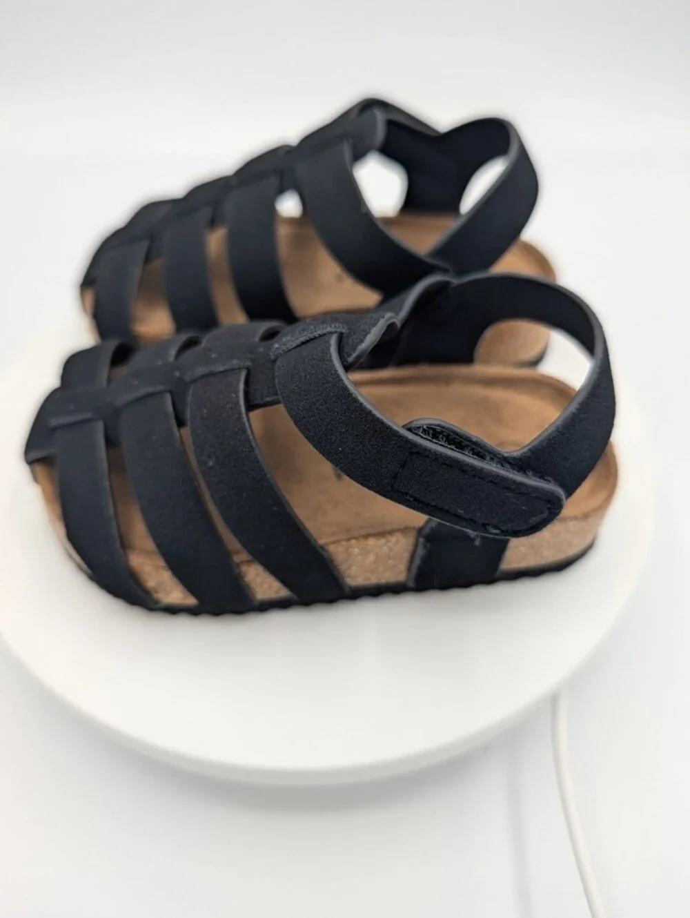 Toddler Black Strappy Fisherman Sandals (Size 6 / NWT)